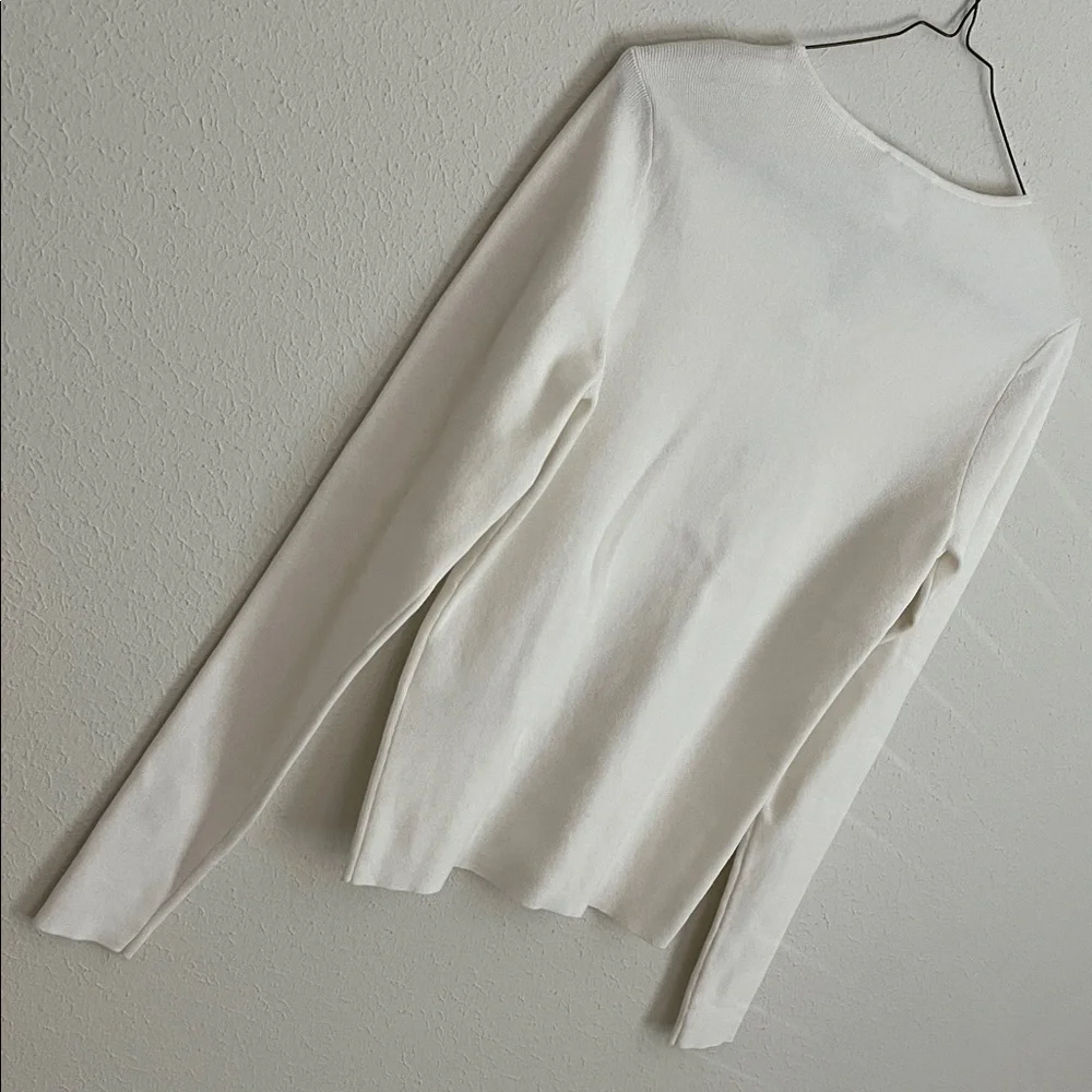 DKNY Women's Ivory Long Sleeve Top size S. - Picture 6 of 10